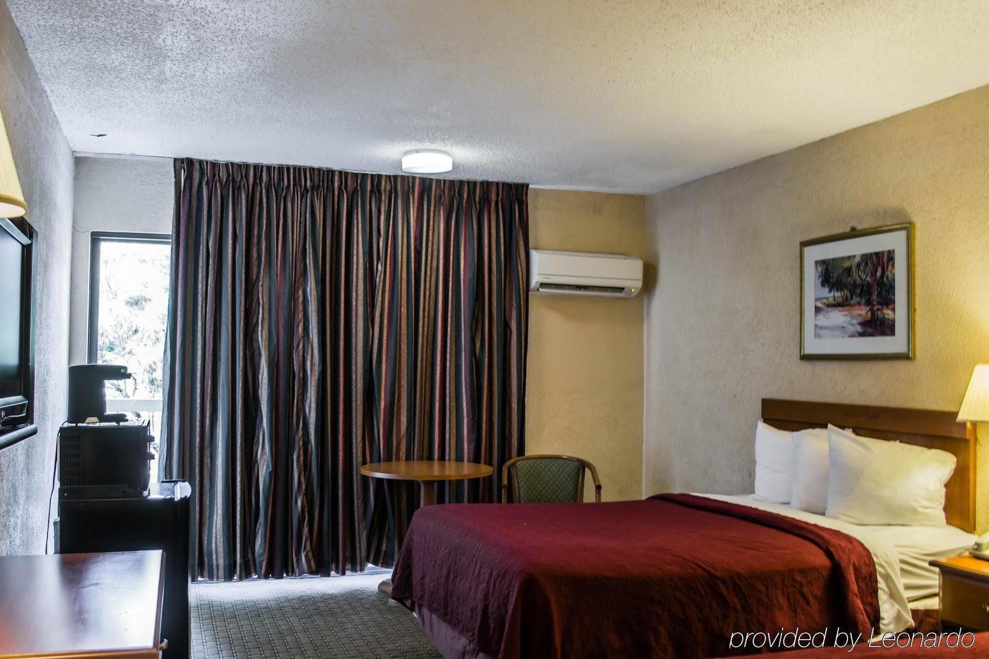Econo Lodge Busch Gardens טאמפה מראה חיצוני תמונה